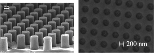 Изображение в растровом электронном микроскопе: слева – участок шаблона (штампа, пресс-формы) из кремния, справа – результат нанопечати отверстий в окисном слое кремния с помощью этого шаблона