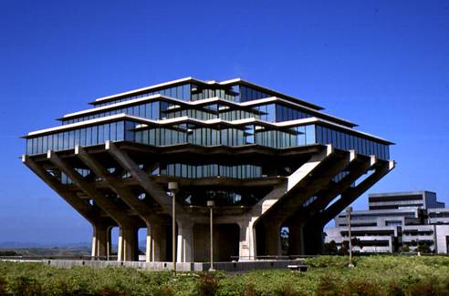 Библиотека им. Т.Гейзеля Калифорнийского университета Сан Диего, шт. Калифорния, США