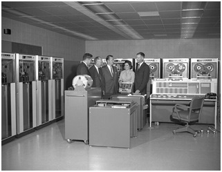 ЭВМ второго поколения IBM 7090